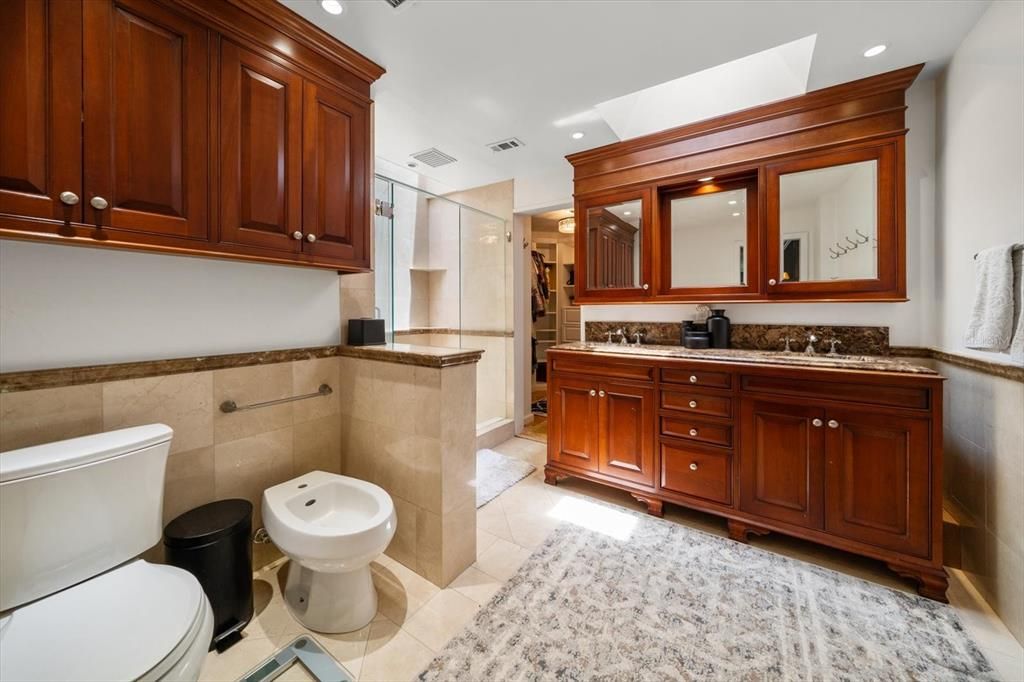 For Sale: $1,899,000 (4 beds, 3 baths, 3516 Square Feet)