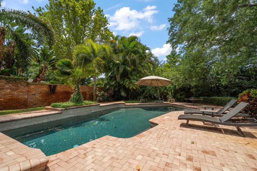 For Sale: $1,899,000 (4 beds, 3 baths, 3516 Square Feet)