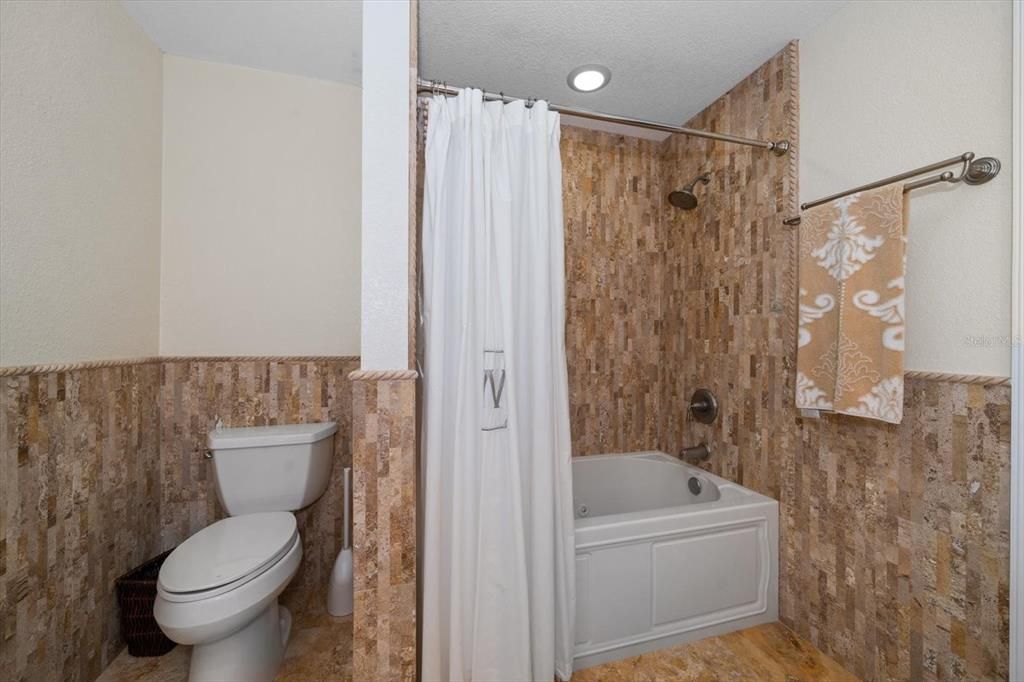 For Sale: $1,899,000 (4 beds, 3 baths, 3516 Square Feet)