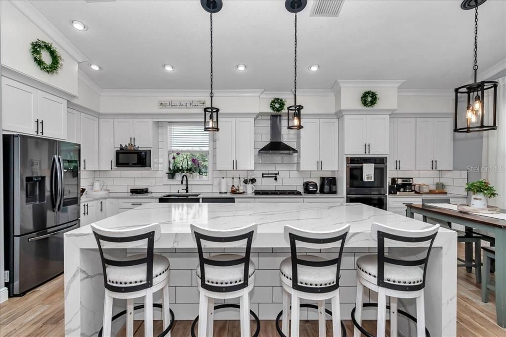 For Sale: $849,000 (4 beds, 3 baths, 3146 Square Feet)