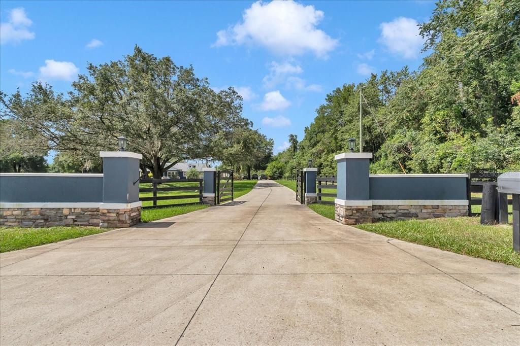 For Sale: $849,000 (4 beds, 3 baths, 3146 Square Feet)