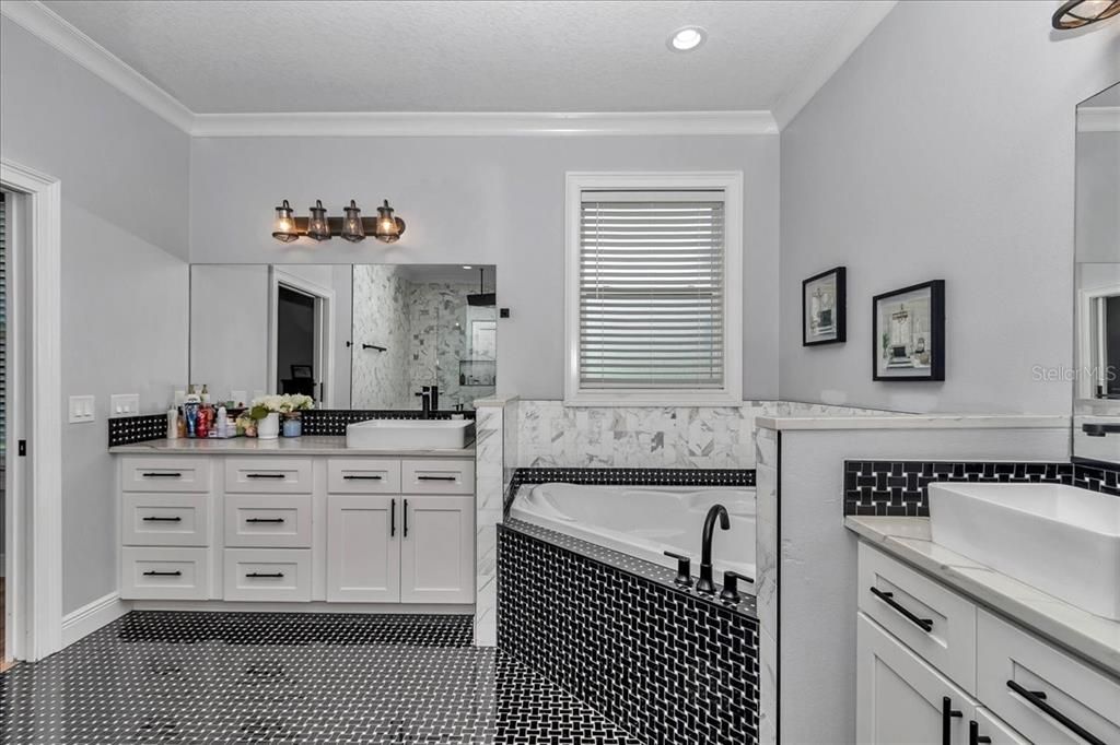 For Sale: $849,000 (4 beds, 3 baths, 3146 Square Feet)