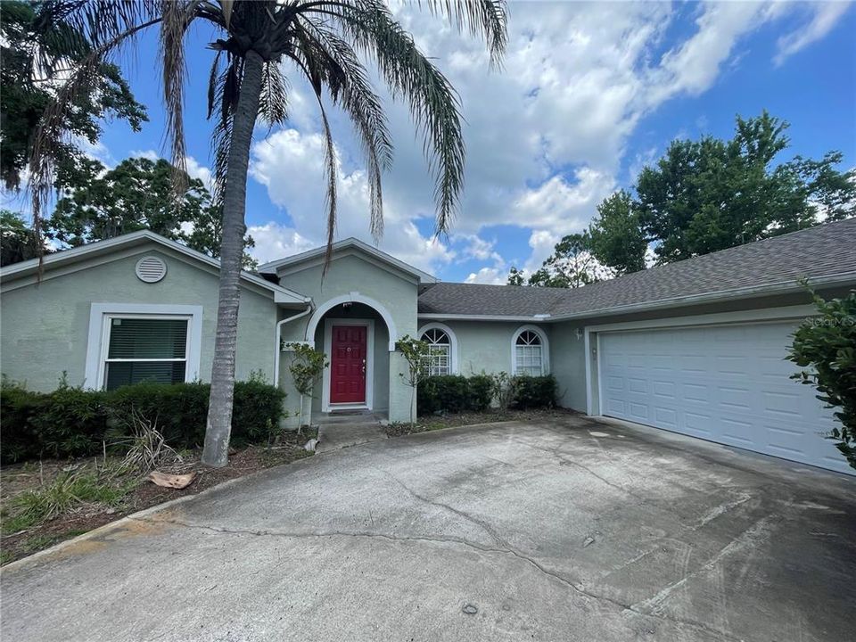 For Rent: $5,800 (3 beds, 2 baths, 1725 Square Feet)