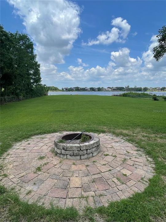 For Rent: $5,800 (3 beds, 2 baths, 1725 Square Feet)