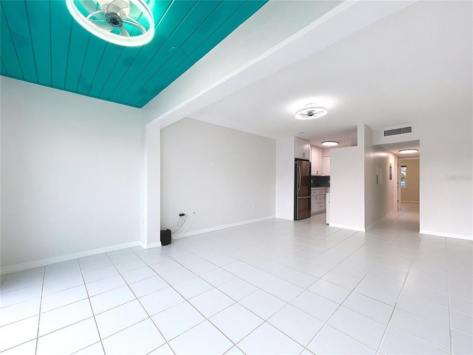 Activo con contrato: $185,000 (1 camas, 1 baños, 565 Pies cuadrados)