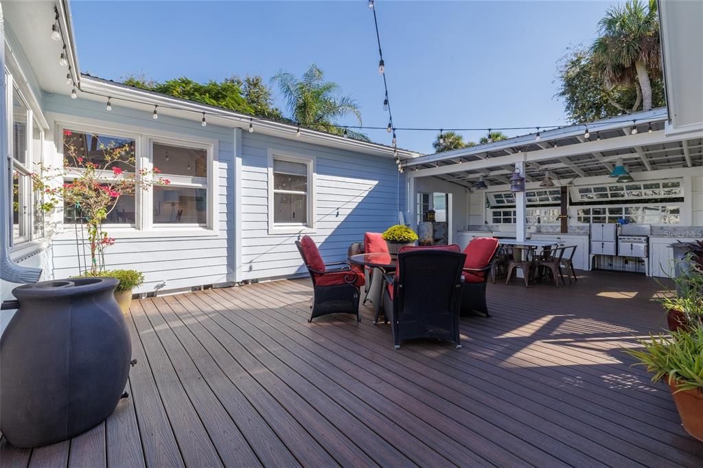 For Sale: $2,395,000 (4 beds, 3 baths, 2348 Square Feet)