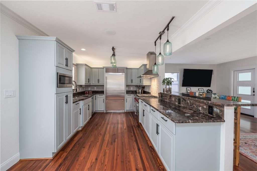 For Sale: $2,395,000 (4 beds, 3 baths, 2348 Square Feet)