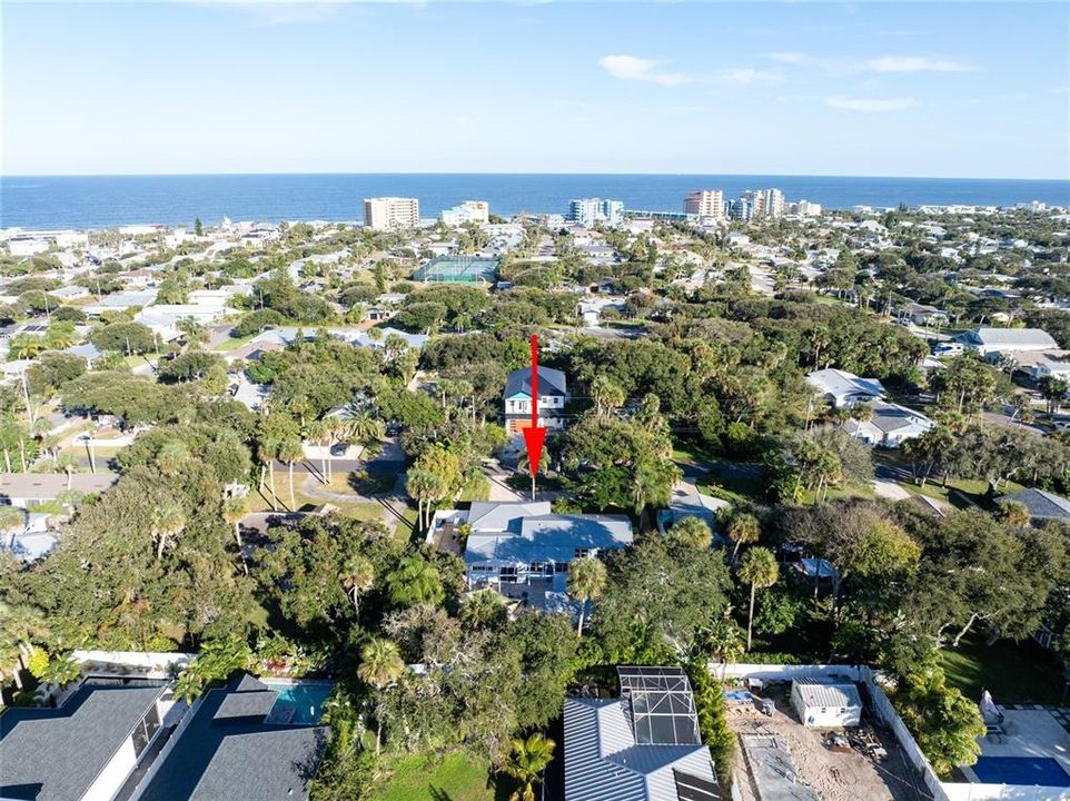 For Sale: $2,395,000 (4 beds, 3 baths, 2348 Square Feet)