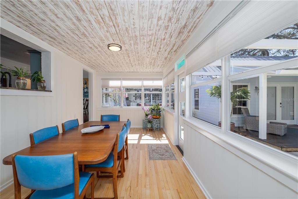 For Sale: $2,395,000 (4 beds, 3 baths, 2348 Square Feet)