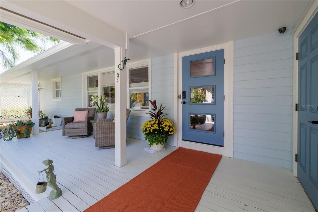 For Sale: $2,395,000 (4 beds, 3 baths, 2348 Square Feet)