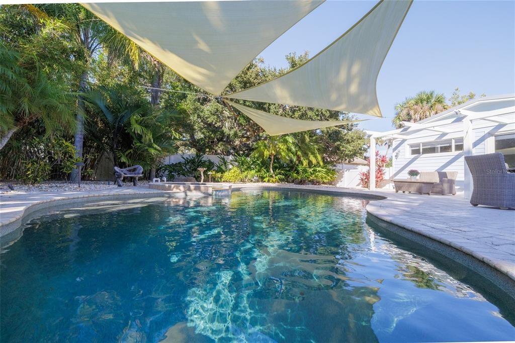 For Sale: $2,395,000 (4 beds, 3 baths, 2348 Square Feet)