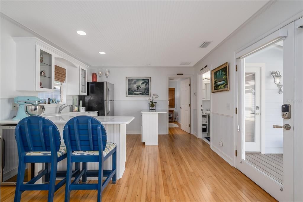 For Sale: $2,395,000 (4 beds, 3 baths, 2348 Square Feet)