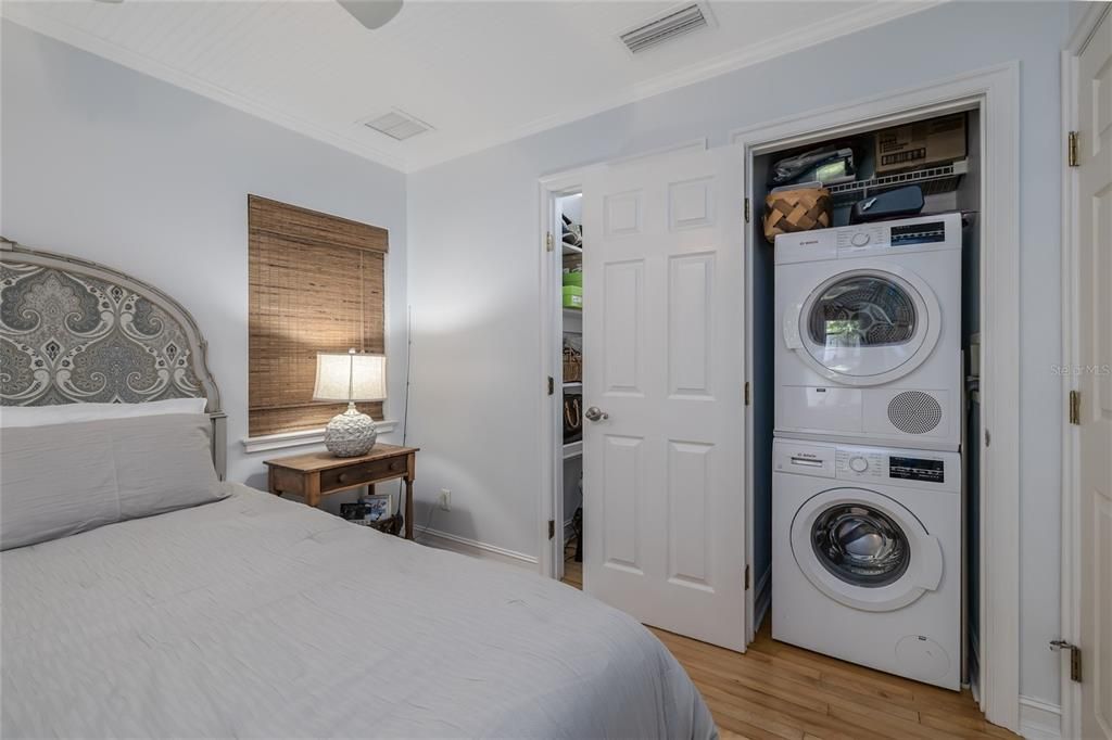 For Sale: $2,395,000 (4 beds, 3 baths, 2348 Square Feet)