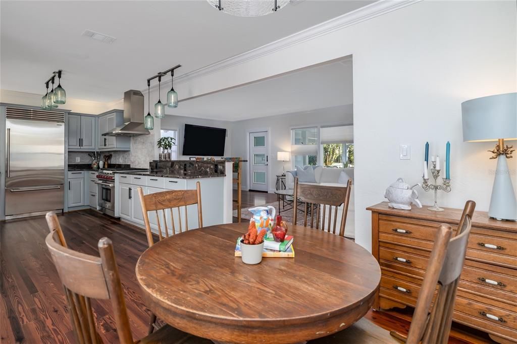 For Sale: $2,395,000 (4 beds, 3 baths, 2348 Square Feet)