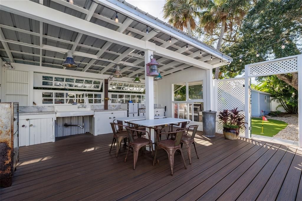 For Sale: $2,395,000 (4 beds, 3 baths, 2348 Square Feet)