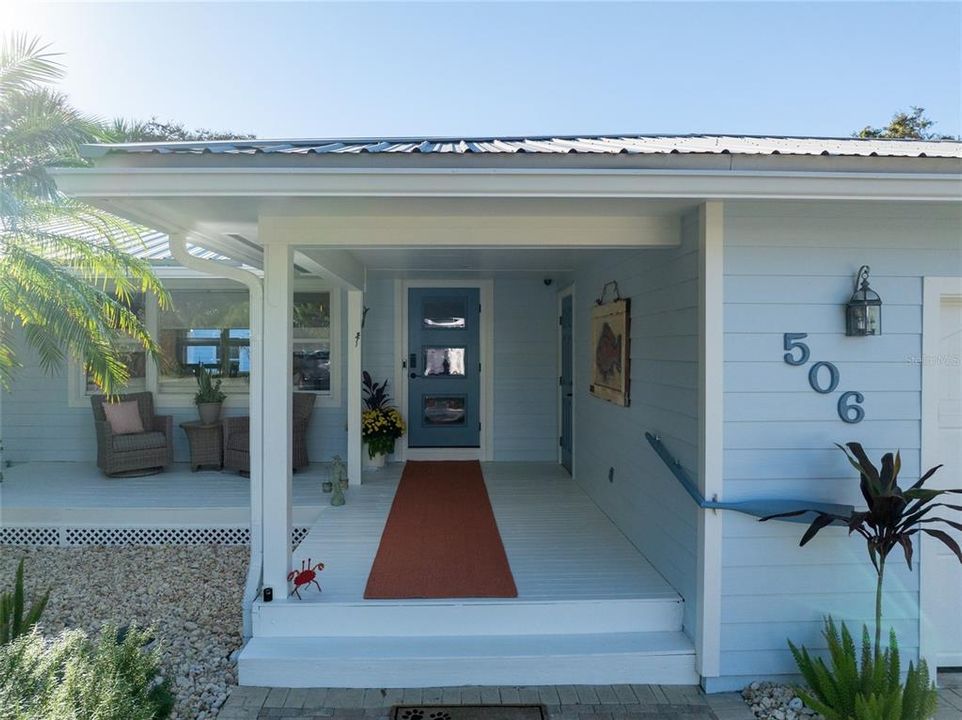 For Sale: $2,395,000 (4 beds, 3 baths, 2348 Square Feet)