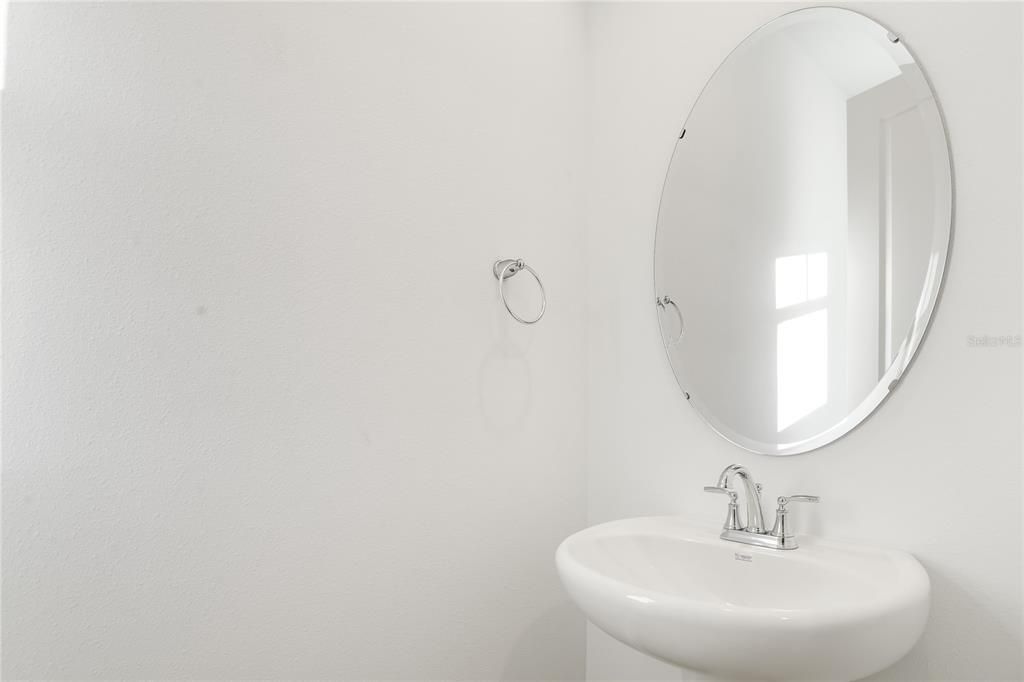 For Sale: $357,916 (4 beds, 2 baths, 2414 Square Feet)