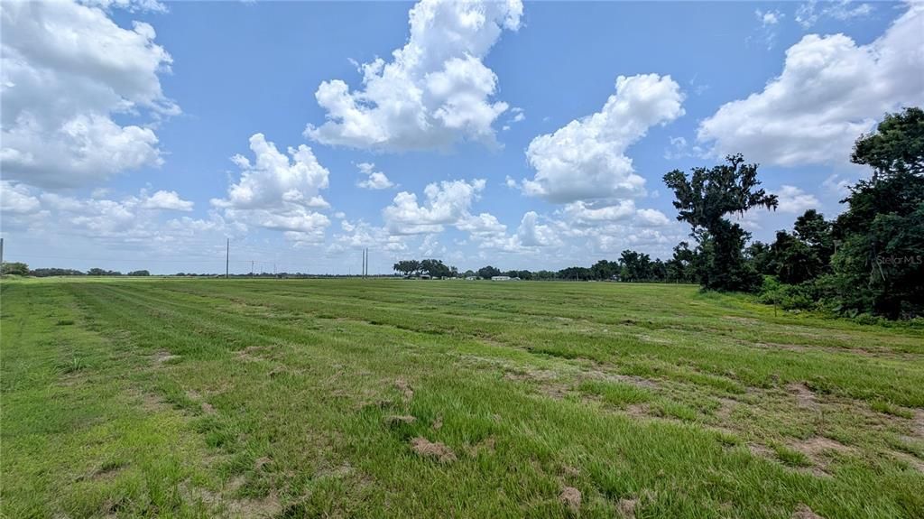 待售: $235,000 (9.31 acres)