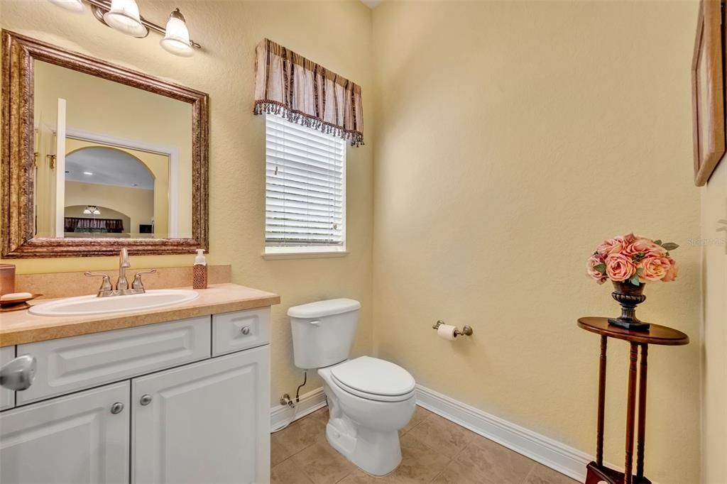 待售: $749,000 (5 贝兹, 4 浴室, 3802 平方英尺)