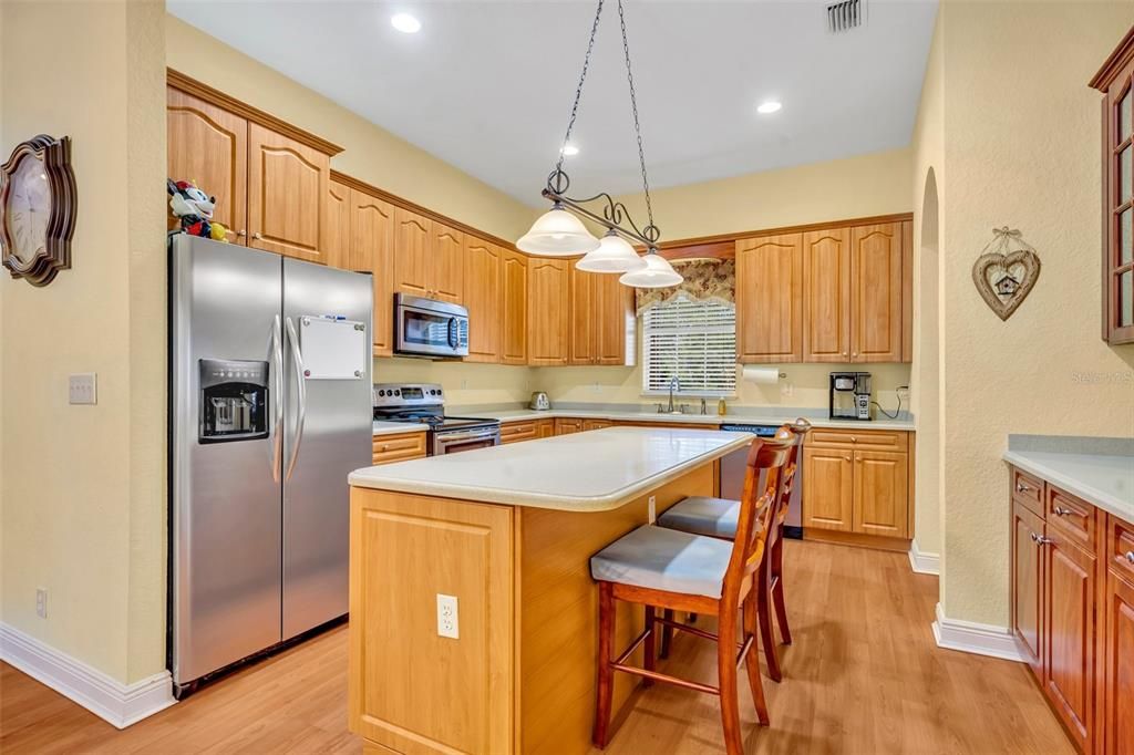 待售: $749,000 (5 贝兹, 4 浴室, 3802 平方英尺)