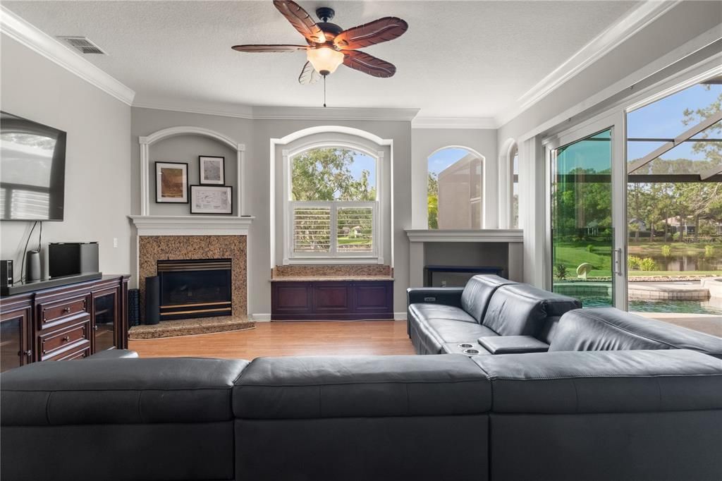 Active With Contract: $750,000 (4 beds, 3 baths, 2661 Square Feet)