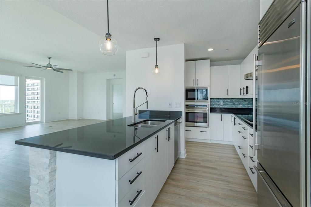 В аренду: $5,500 (2 спален, 2 ванн, 2120 Квадратных фут)