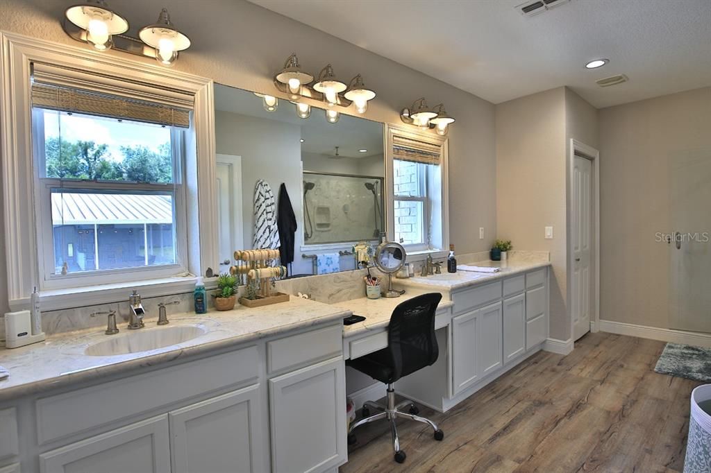 For Sale: $1,625,000 (4 beds, 3 baths, 4109 Square Feet)