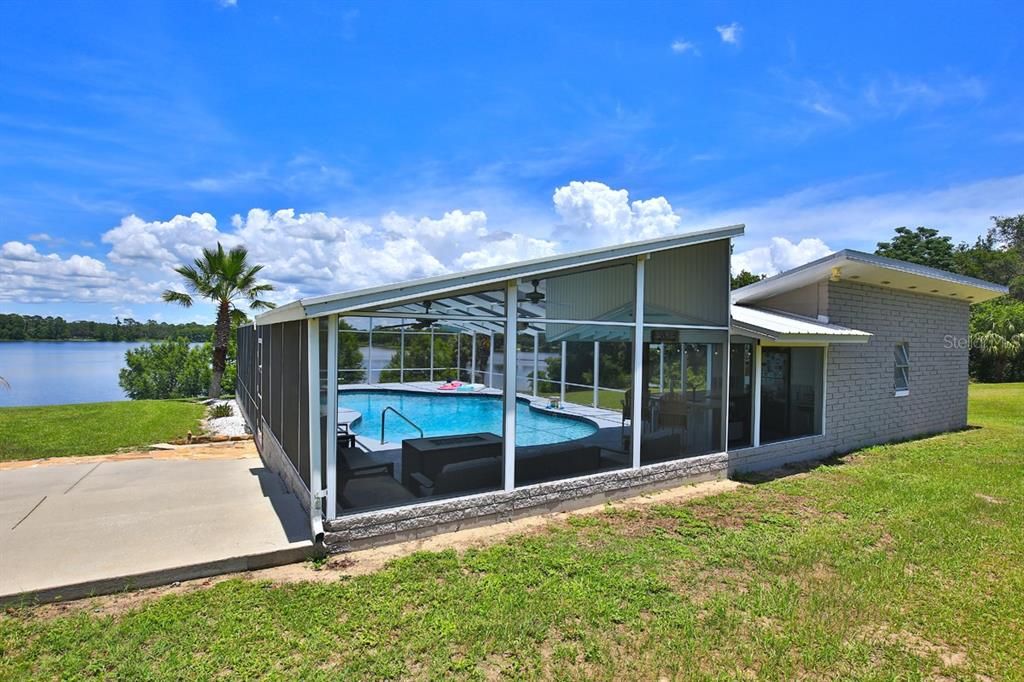 For Sale: $1,625,000 (4 beds, 3 baths, 4109 Square Feet)