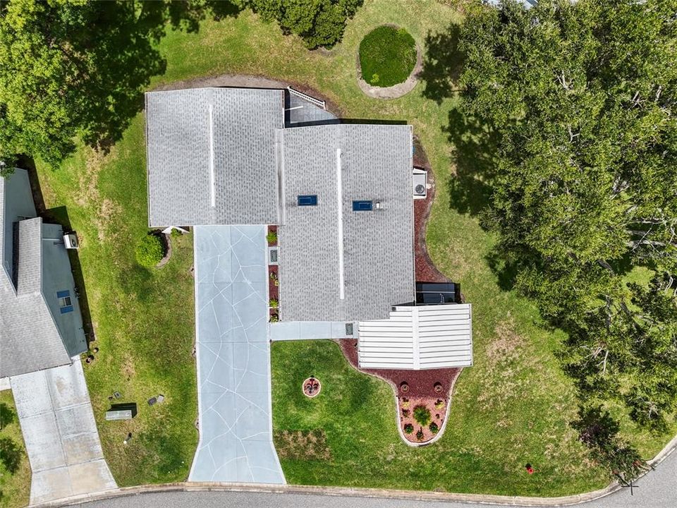 Activo con contrato: $210,000 (2 camas, 2 baños, 936 Pies cuadrados)