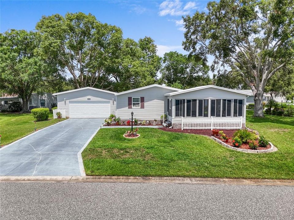 Activo con contrato: $210,000 (2 camas, 2 baños, 936 Pies cuadrados)