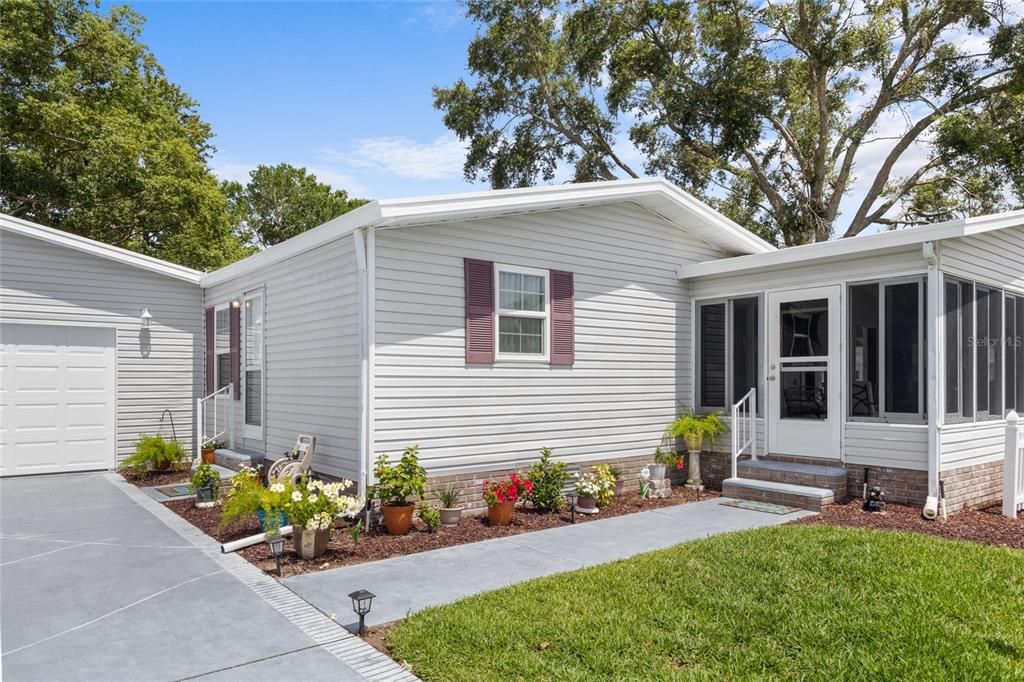 Activo con contrato: $210,000 (2 camas, 2 baños, 936 Pies cuadrados)