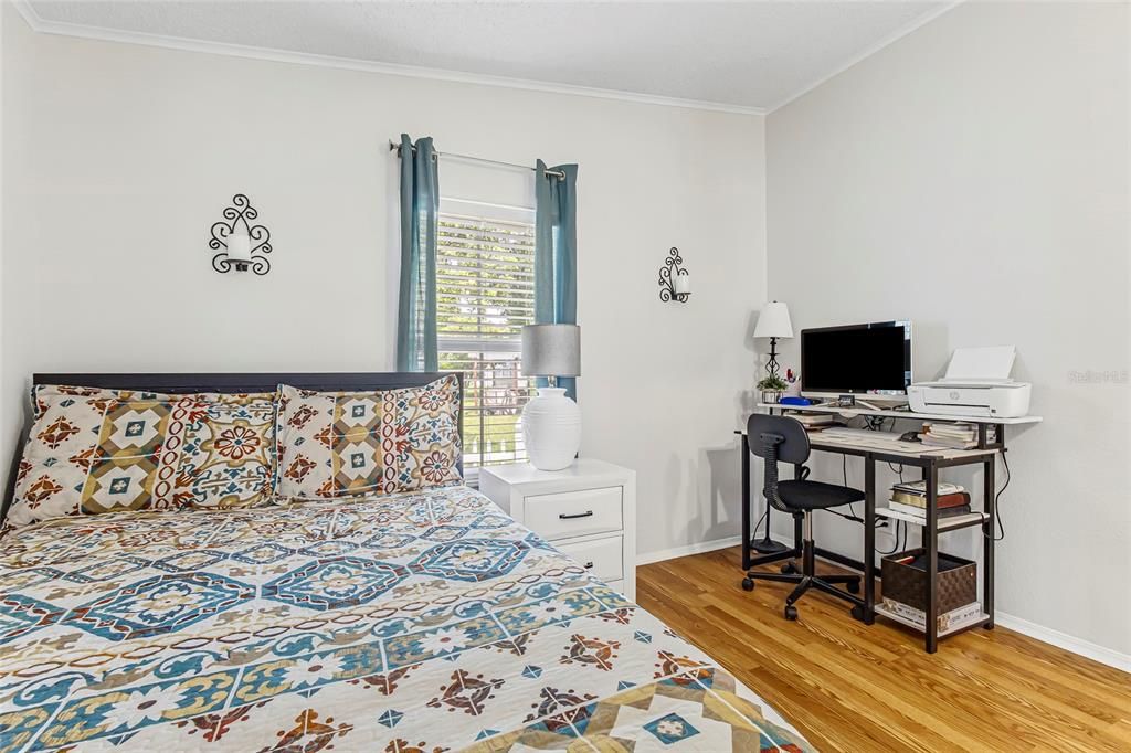 Activo con contrato: $210,000 (2 camas, 2 baños, 936 Pies cuadrados)