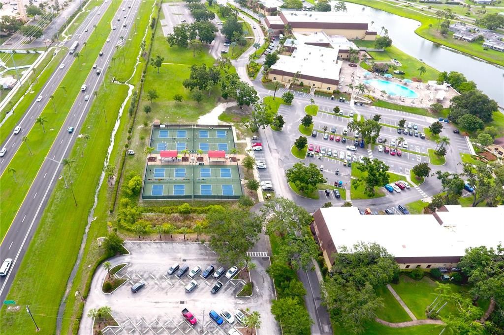 待售: $100,000 (1 贝兹, 1 浴室, 800 平方英尺)