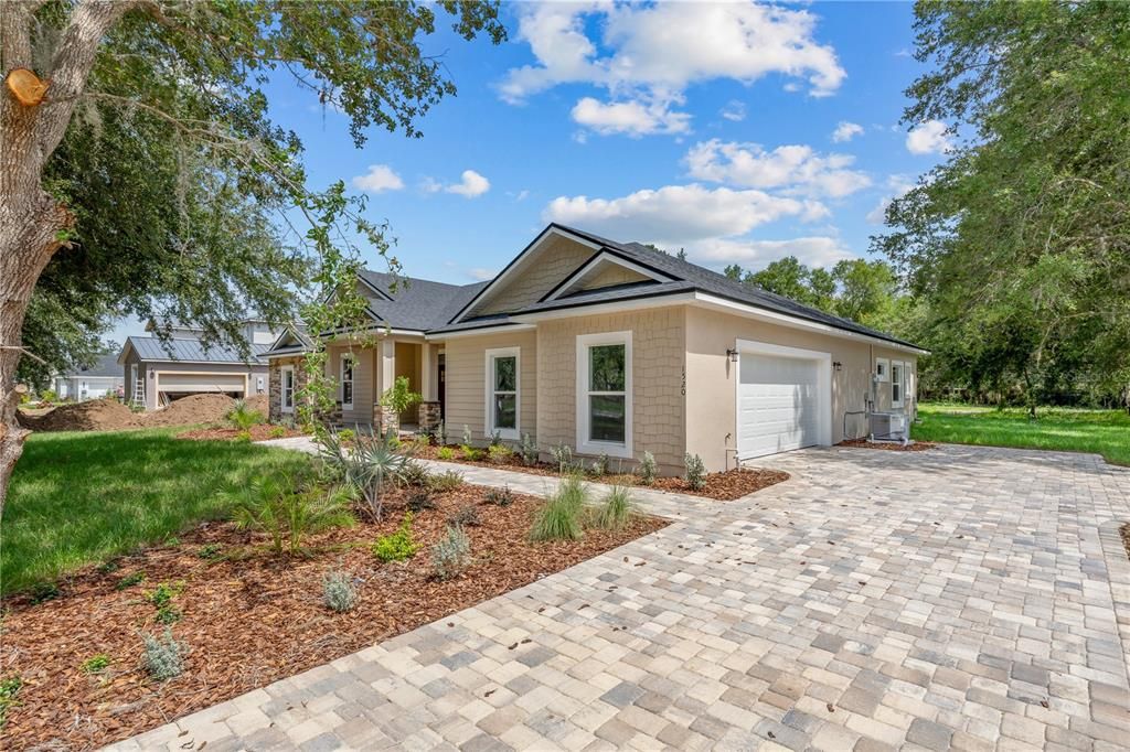 Recently Sold: $786,000 (4 beds, 2 baths, 2253 Square Feet)