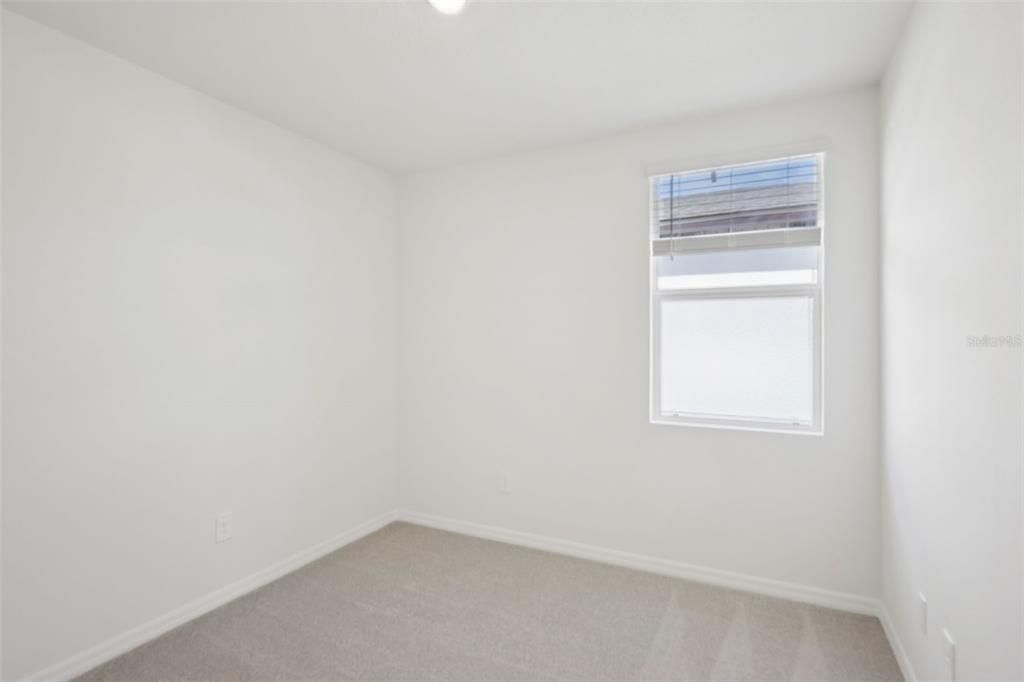 Active With Contract: $286,096 (4 beds, 2 baths, 1607 Square Feet)