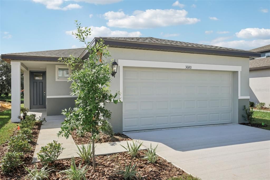 Active With Contract: $286,096 (4 beds, 2 baths, 1607 Square Feet)