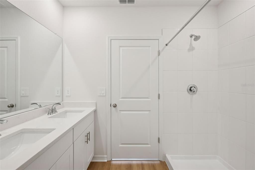 Active With Contract: $286,096 (4 beds, 2 baths, 1607 Square Feet)