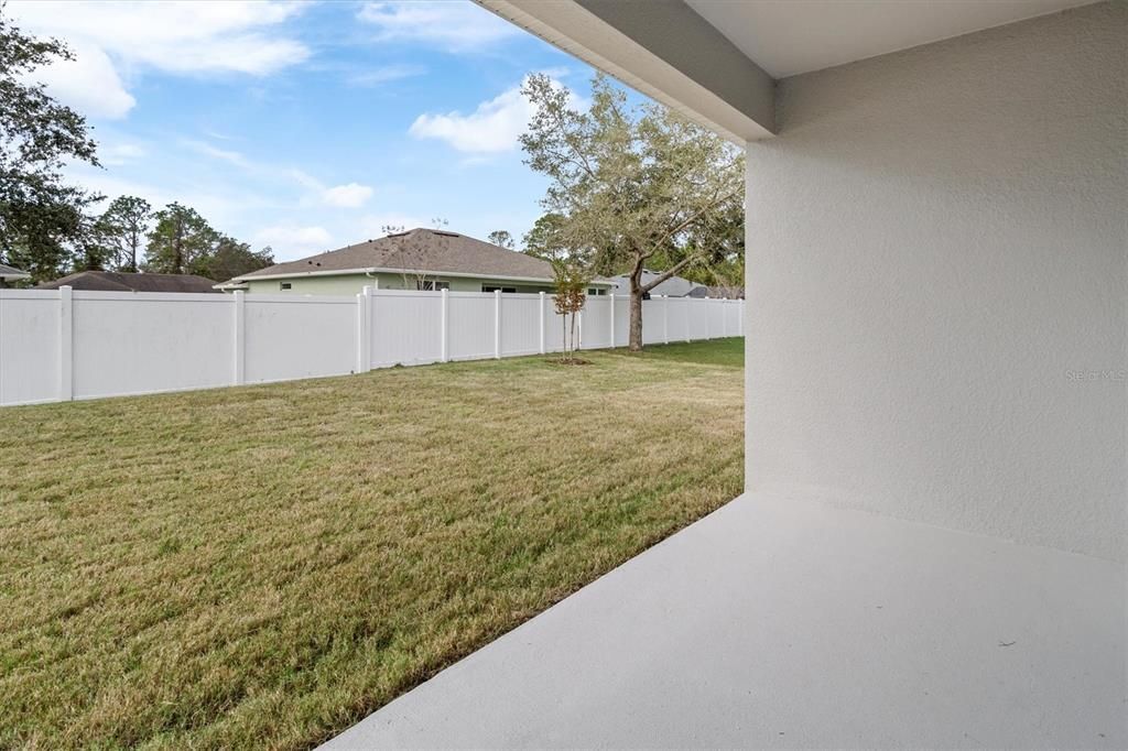 На продажу: $349,800 (3 спален, 2 ванн, 1555 Квадратных фут)