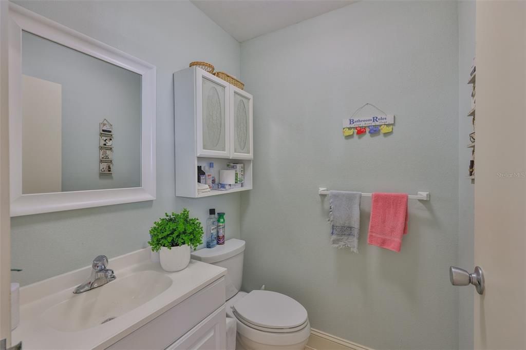 待售: $91,600 (1 贝兹, 1 浴室, 800 平方英尺)