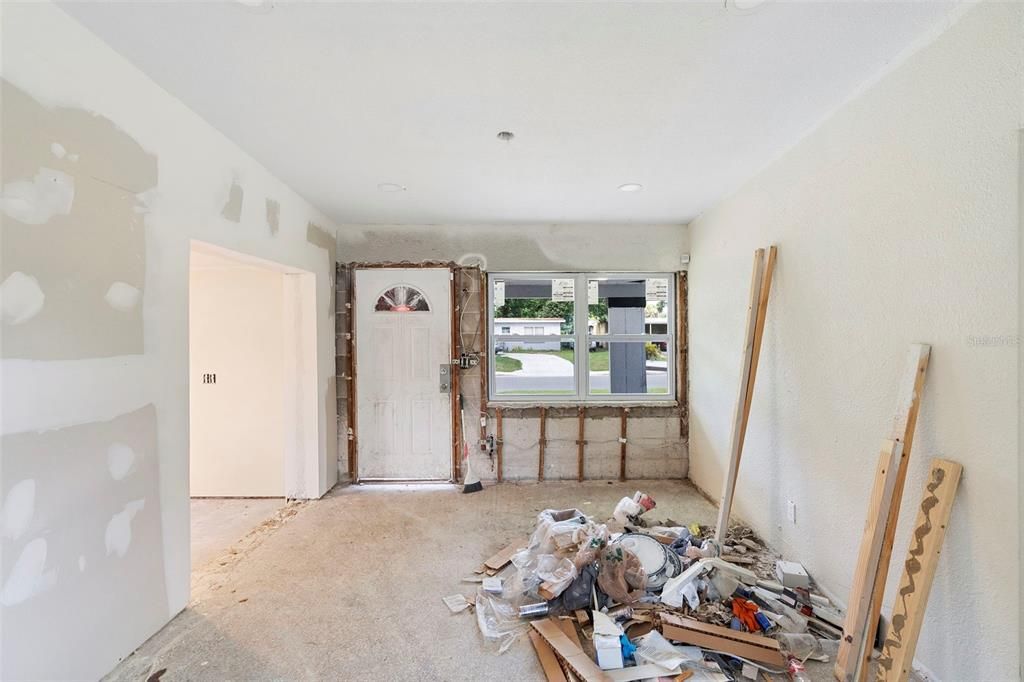 Activo con contrato: $139,900 (4 camas, 2 baños, 1521 Pies cuadrados)