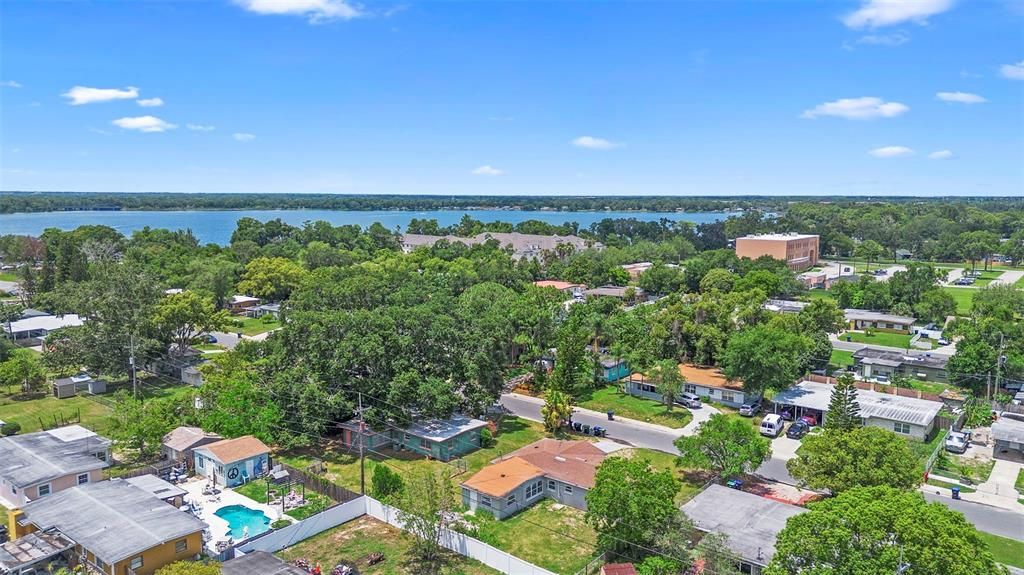 Activo con contrato: $139,900 (4 camas, 2 baños, 1521 Pies cuadrados)