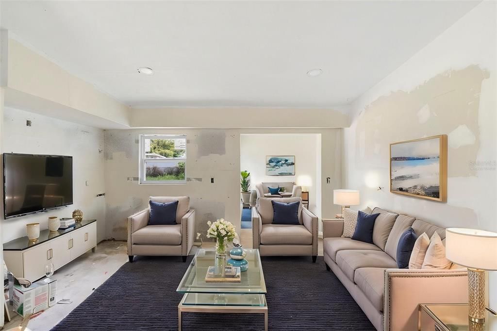 Activo con contrato: $139,900 (4 camas, 2 baños, 1521 Pies cuadrados)