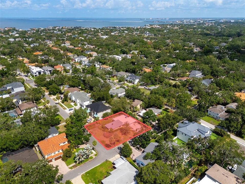 Recently Sold: $950,000 (3 beds, 2 baths, 2218 Square Feet)