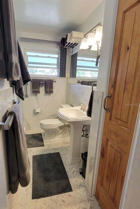 For Sale: $1,499,000 (2 beds, 1 baths, 1531 Square Feet)