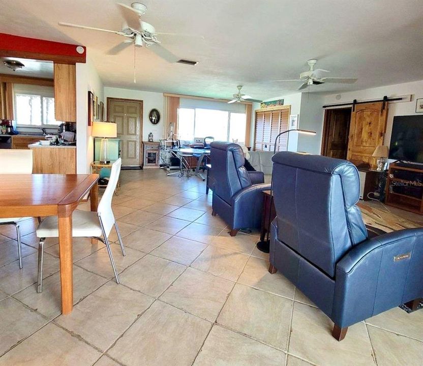 For Sale: $1,499,000 (2 beds, 1 baths, 1531 Square Feet)