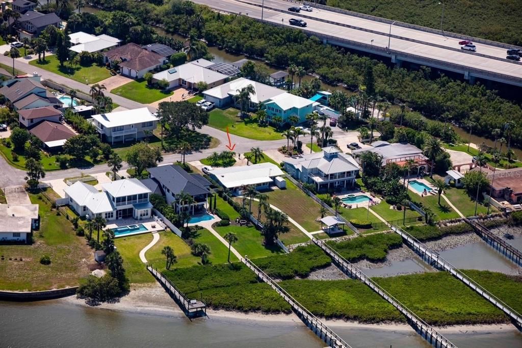 For Sale: $1,499,000 (2 beds, 1 baths, 1531 Square Feet)