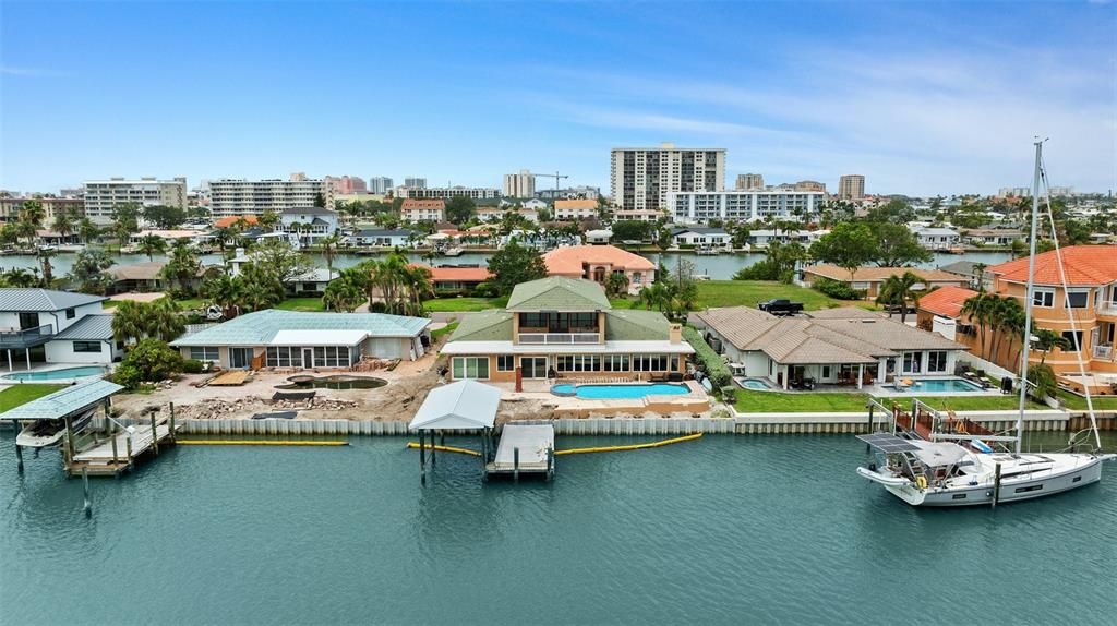 На продажу: $1,625,000 (4 спален, 3 ванн, 4198 Квадратных фут)