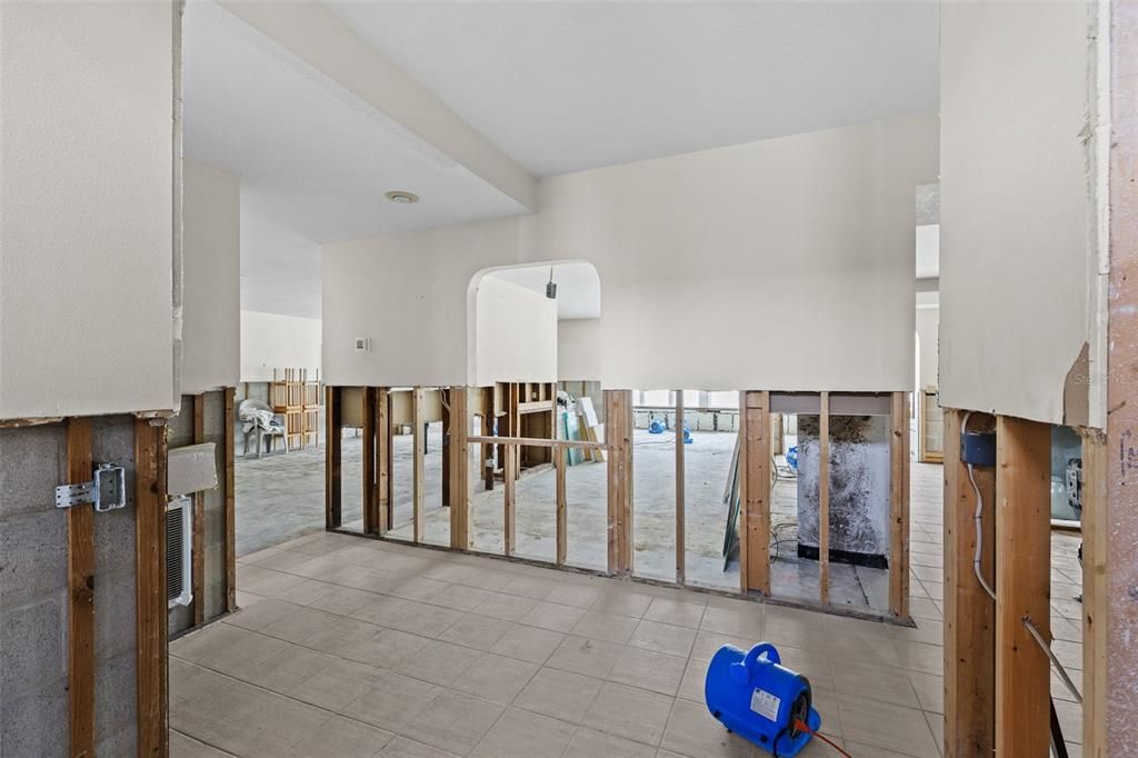 На продажу: $1,625,000 (4 спален, 3 ванн, 4198 Квадратных фут)