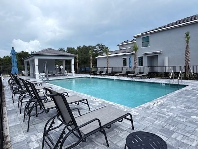 For Rent: $3,995 (3 beds, 3 baths, 2499 Square Feet)