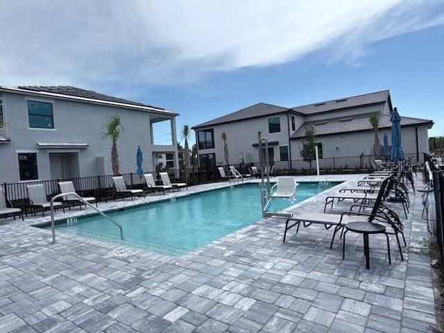 For Rent: $3,995 (3 beds, 3 baths, 2499 Square Feet)